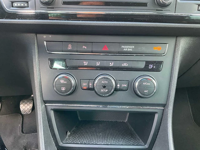 Seat leon st tdi 4-xxl-19 - afbeelding 28 van  47