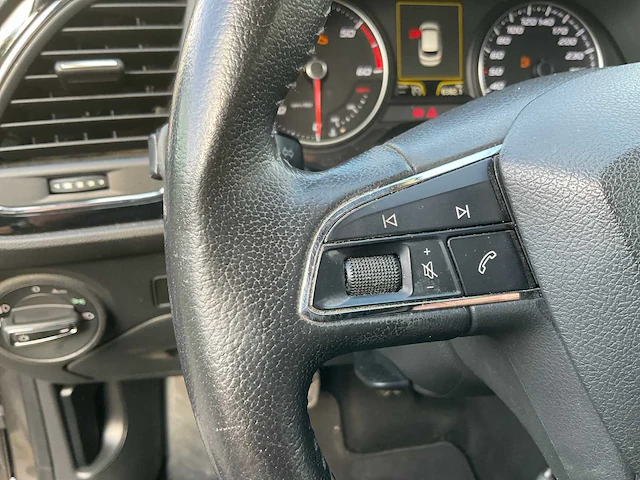Seat leon st tdi 4-xxl-19 - afbeelding 32 van  47