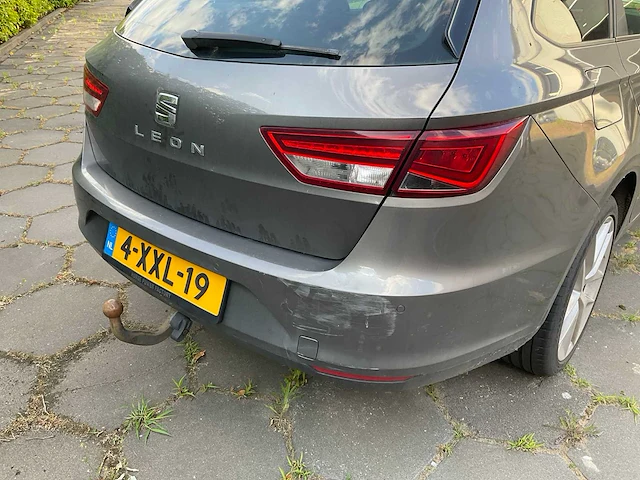 Seat leon st tdi 4-xxl-19 - afbeelding 45 van  47
