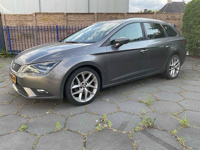 Seat leon st tdi 4-xxl-19 - afbeelding 47 van  47