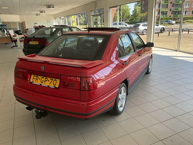 Seat personenauto - afbeelding 20 van  26