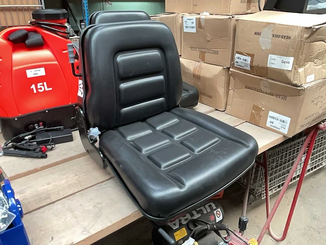 Seat - afbeelding 1 van  4