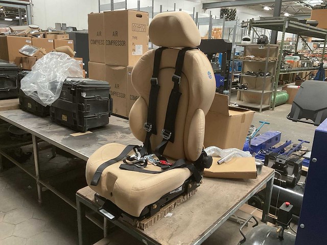 Seat - afbeelding 2 van  8