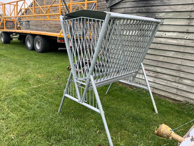 Seegers vrijstaande hooiruif / voerhek - afbeelding 7 van  13