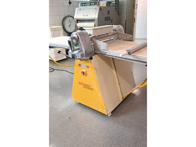 Seewer rondo s- syn. 603 uitrolmachine - afbeelding 2 van  9