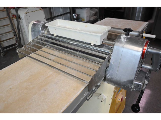 Seewer rondo s- syn. 603 uitrolmachine - afbeelding 4 van  9