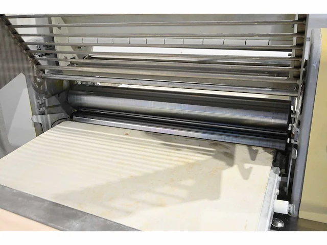 Seewer rondo sso 62 uitrolmachine - afbeelding 9 van  12