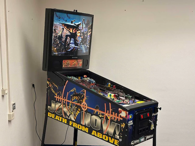 Sega - starship troopers - flipperkast - afbeelding 1 van  10