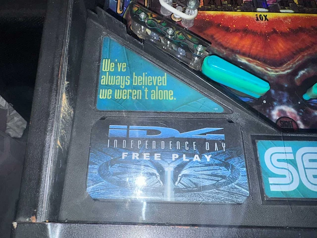Sega independence day flipperkast - afbeelding 9 van  18