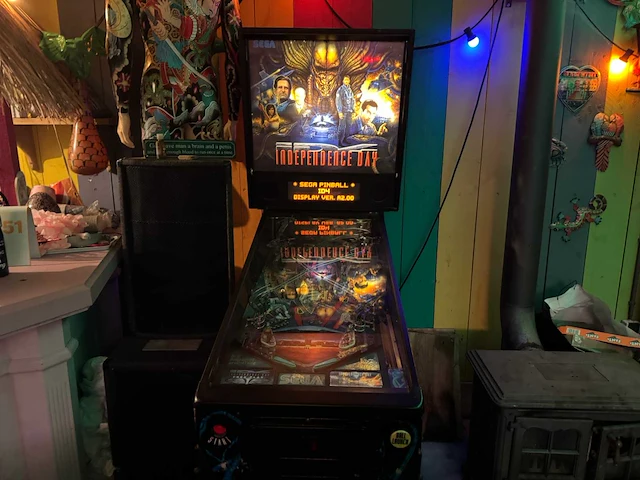 Sega independence day flipperkast - afbeelding 12 van  18
