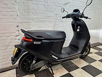 Segway e110se launch edition 45km elektrische bromscooter - afbeelding 6 van  8