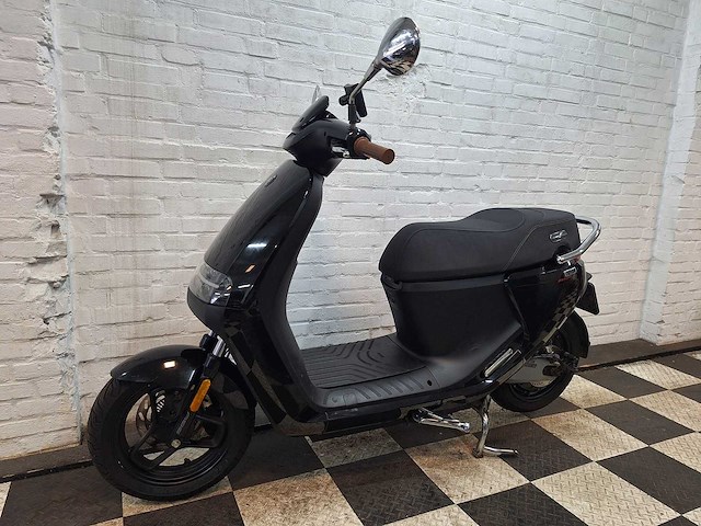 Segway e125s 45 km elektrische bromscooter - afbeelding 2 van  8