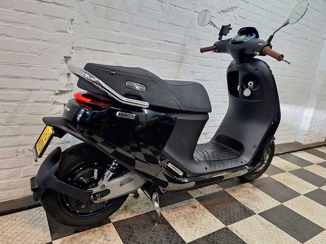 Segway e125s 45 km elektrische bromscooter - afbeelding 5 van  8