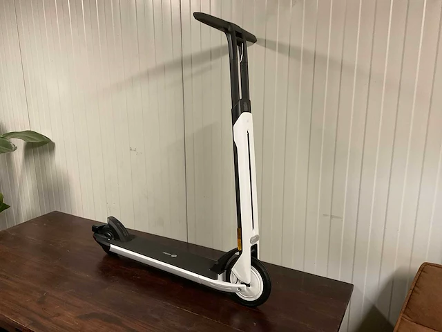 Segway ninebot kickscooter air t15e step (2x) - afbeelding 1 van  14