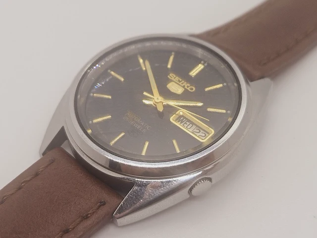 Seiko 5 day date mod automatisch herenhorloge - afbeelding 7 van  8