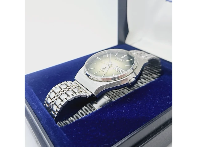 Seiko day/date type ii - green sunburst - 4336-8040 - afbeelding 6 van  11