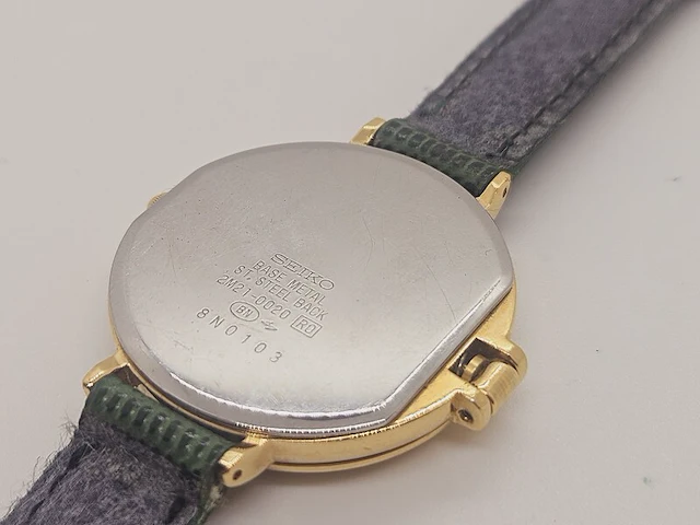 Seiko melody horloge - hunter case sluiting - afbeelding 7 van  9