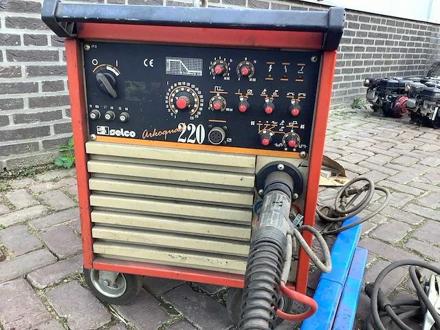 Selco arkoquad mig lasapparaat - afbeelding 3 van  8