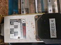 Select - 2012 - inkroosmachine voor deuren en ramen - afbeelding 26 van  27
