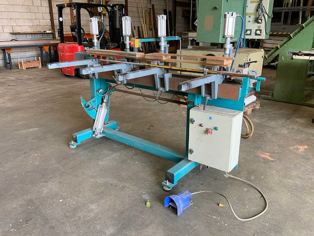 Select 3103 scharnier inkroop machine (4-kops) - afbeelding 1 van  26