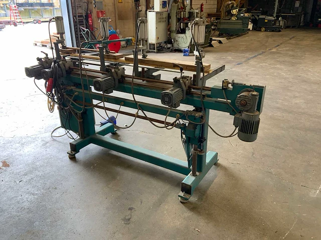 Select 3103 slotenfreesmachine (4-kops) - afbeelding 7 van  26