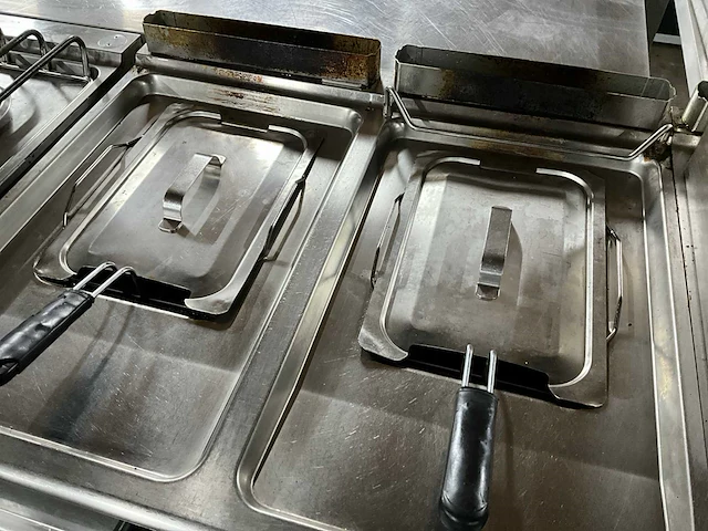 Select cuisine fr83fg7 dubbele gasfriteuse - afbeelding 6 van  10