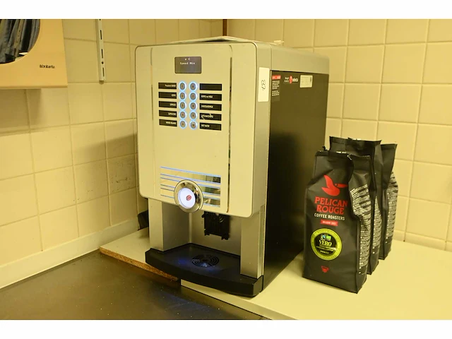 Selecta compact 10-selectie koffiemachine - afbeelding 1 van  4
