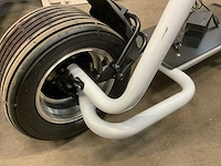 Self balancing electric moon scooter (zwart) - afbeelding 4 van  10