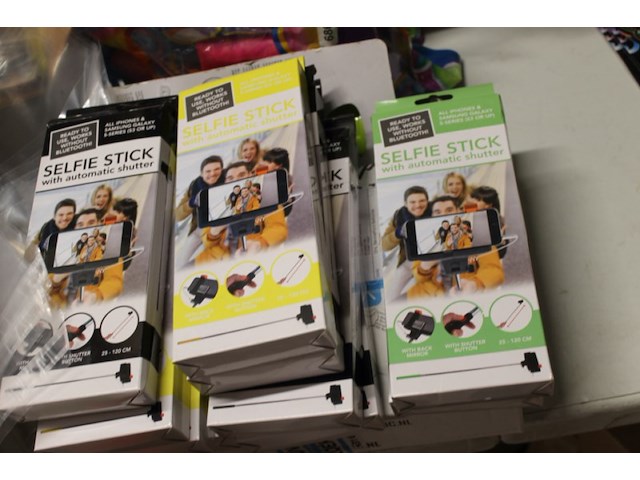 Selfisticks mix 10 stuks - afbeelding 1 van  3