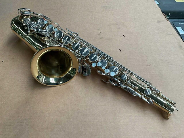 Selmer usa 1244 saxofoon - afbeelding 3 van  6
