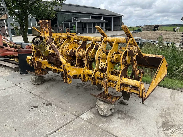 Selvatici 3012 spitmachine - afbeelding 1 van  16