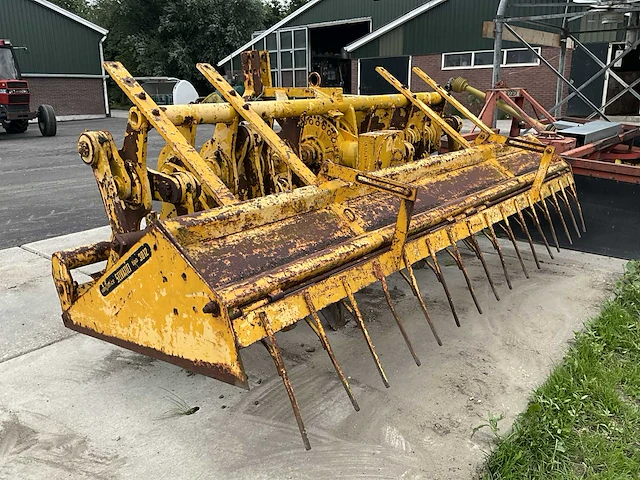 Selvatici 3012 spitmachine - afbeelding 12 van  16