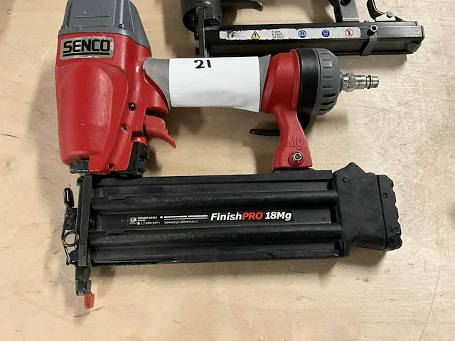 Senco finish pro 18mg pneumatische tacker (3x) - afbeelding 6 van  10