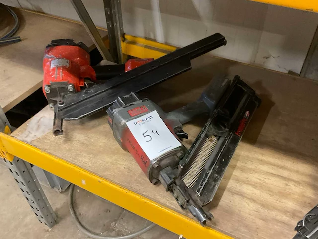 Senco pneumatische tacker divers (2x) - afbeelding 1 van  3