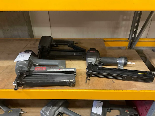 Senco pneumatische tacker divers (3x) - afbeelding 1 van  4