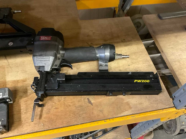 Senco pneumatische tacker divers (3x) - afbeelding 3 van  4
