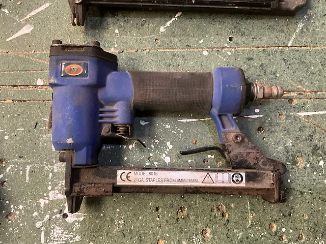 Senco s200sm pneumatische tacker - afbeelding 4 van  6