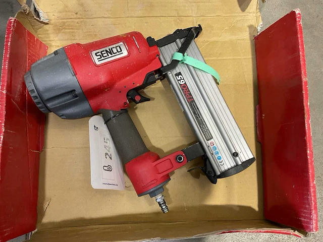 Senco tpro 65 pneumatische tacker - afbeelding 2 van  3