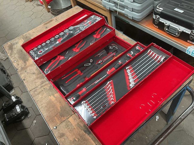 Seneca gereedschapskoffer met inhoud - afbeelding 1 van  6