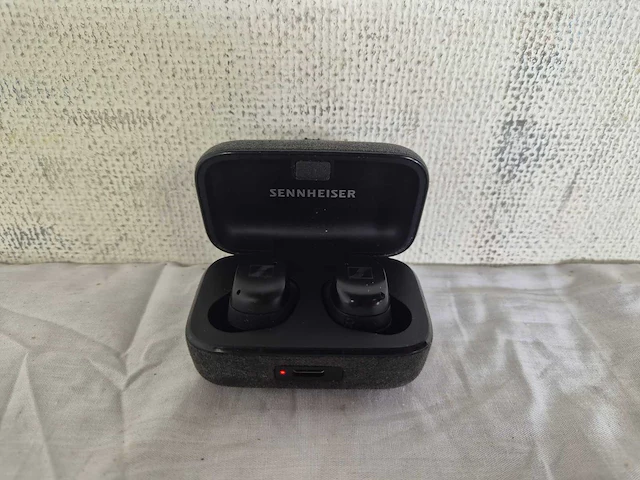 Sennheiser - momentum true wireless 3 - volledig draadloze oordopjes - zwart - afbeelding 2 van  2