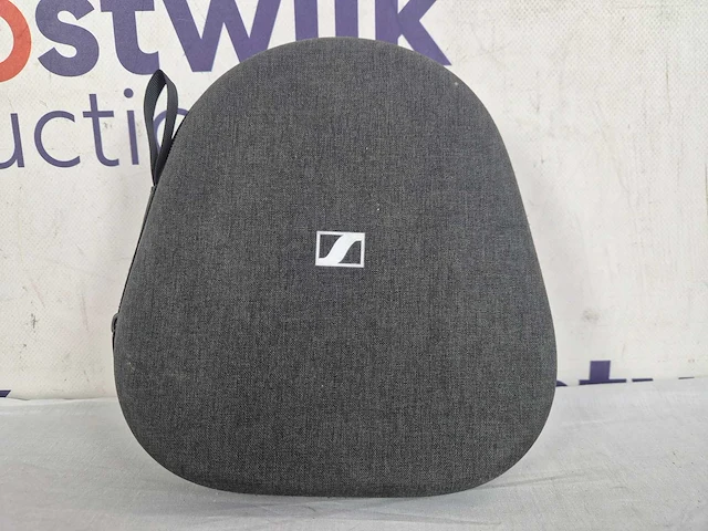Sennheiser momentum 4 wireless - draadloze over-ear koptelefoon met noise cancelling - 60u batterij - snelladen – 4 microfoons - zwart - afbeelding 2 van  3