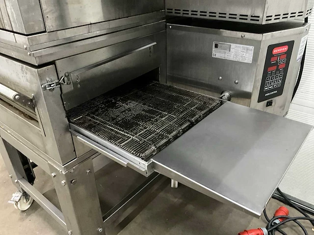 Senoven doorloop pizza oven. - afbeelding 2 van  17