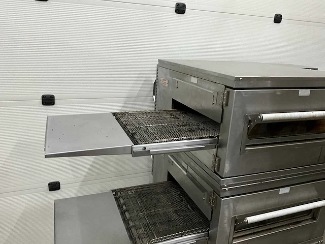 Senoven doorloop pizza oven. - afbeelding 14 van  17