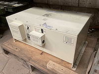 Sensata dimensions 24/6000h-3phq omvormer - afbeelding 3 van  4