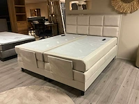 Sense (180x200) boxspring - afbeelding 1 van  10