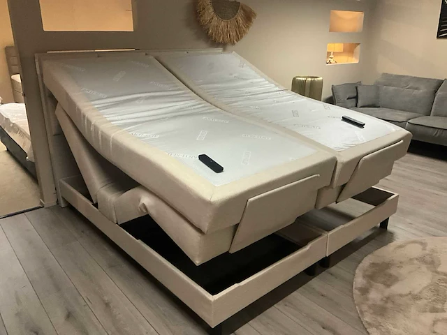 Sense (180x200) boxspring - afbeelding 7 van  10