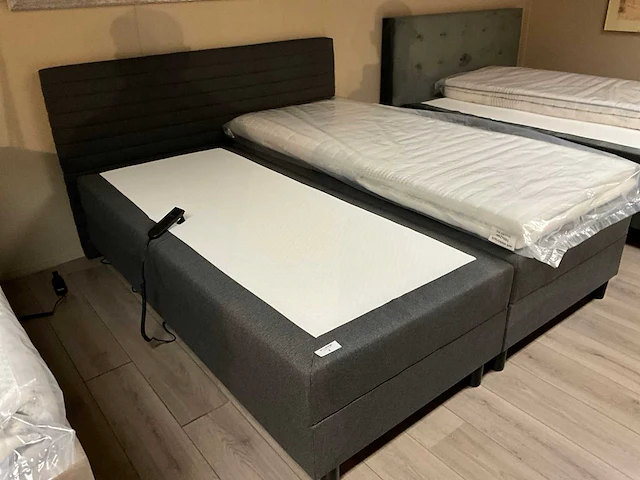 Sense electrice boxspring - afbeelding 2 van  8
