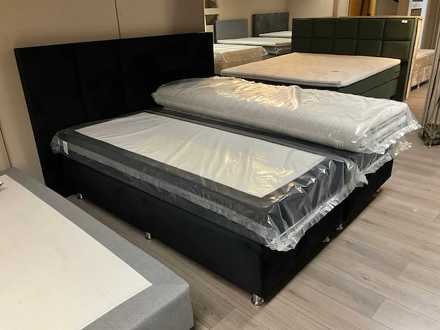 Sense geveerde boxspring - afbeelding 3 van  10