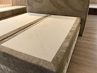 Sense geveerde boxspring - afbeelding 8 van  9