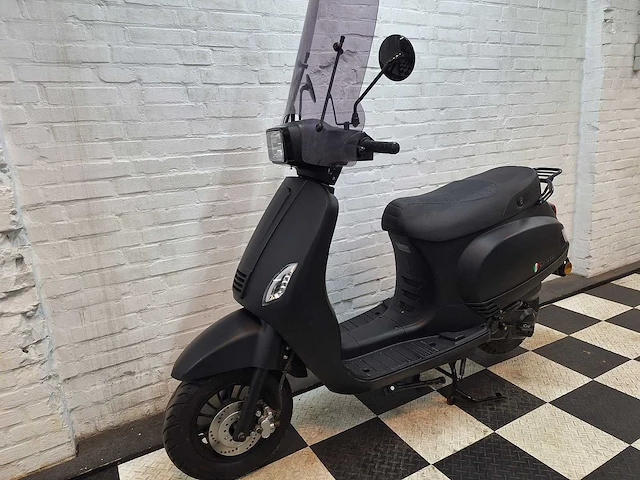 Senzo - 25 km snorscooter 4takt - rivalux s - scooter - afbeelding 2 van  7